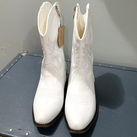 Jeossy Cowboy Boots - Picture 1 of 4